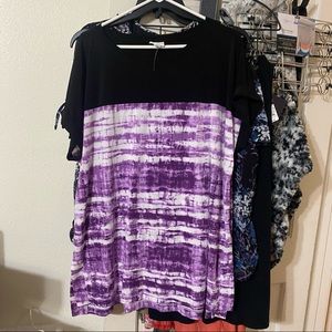 NWOT Lularoe Leah top. XL